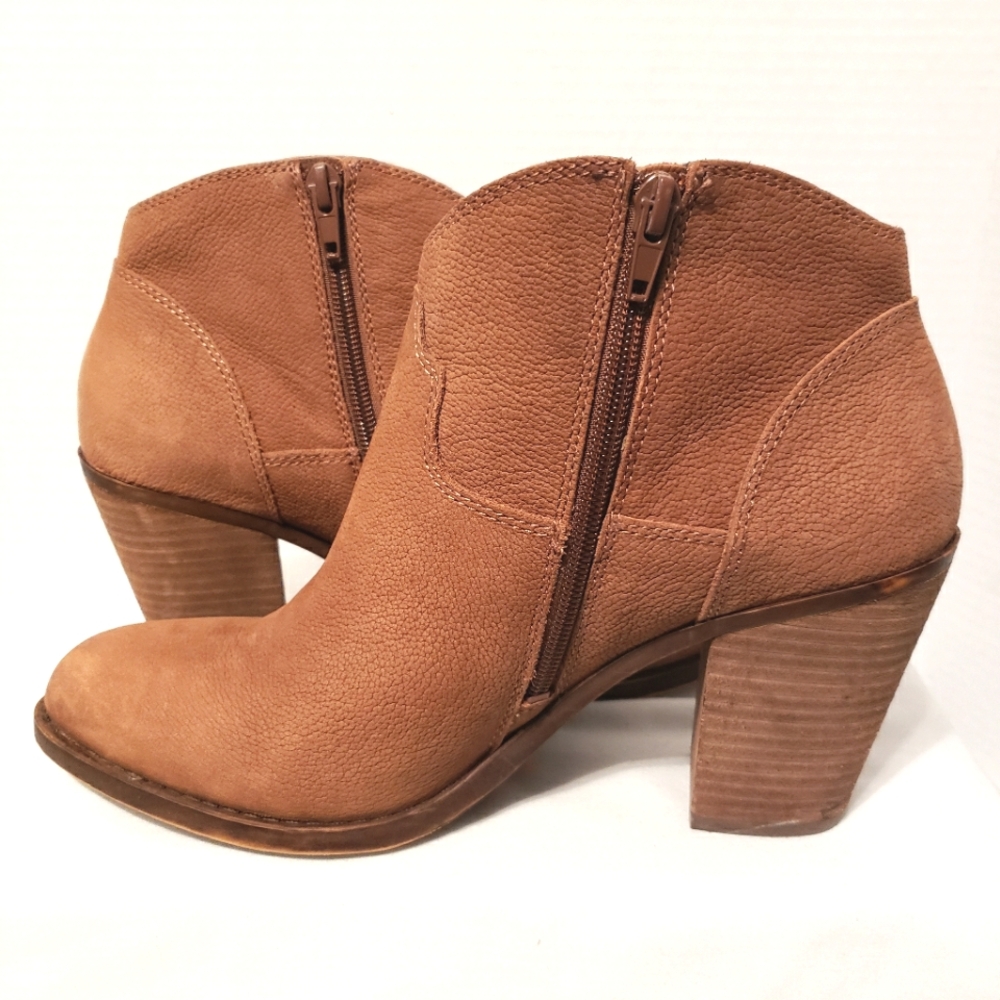 LUCKY BRAND Women's Tan Brown Western Style Ankle Booties Size 10 - Picture 6 of 16